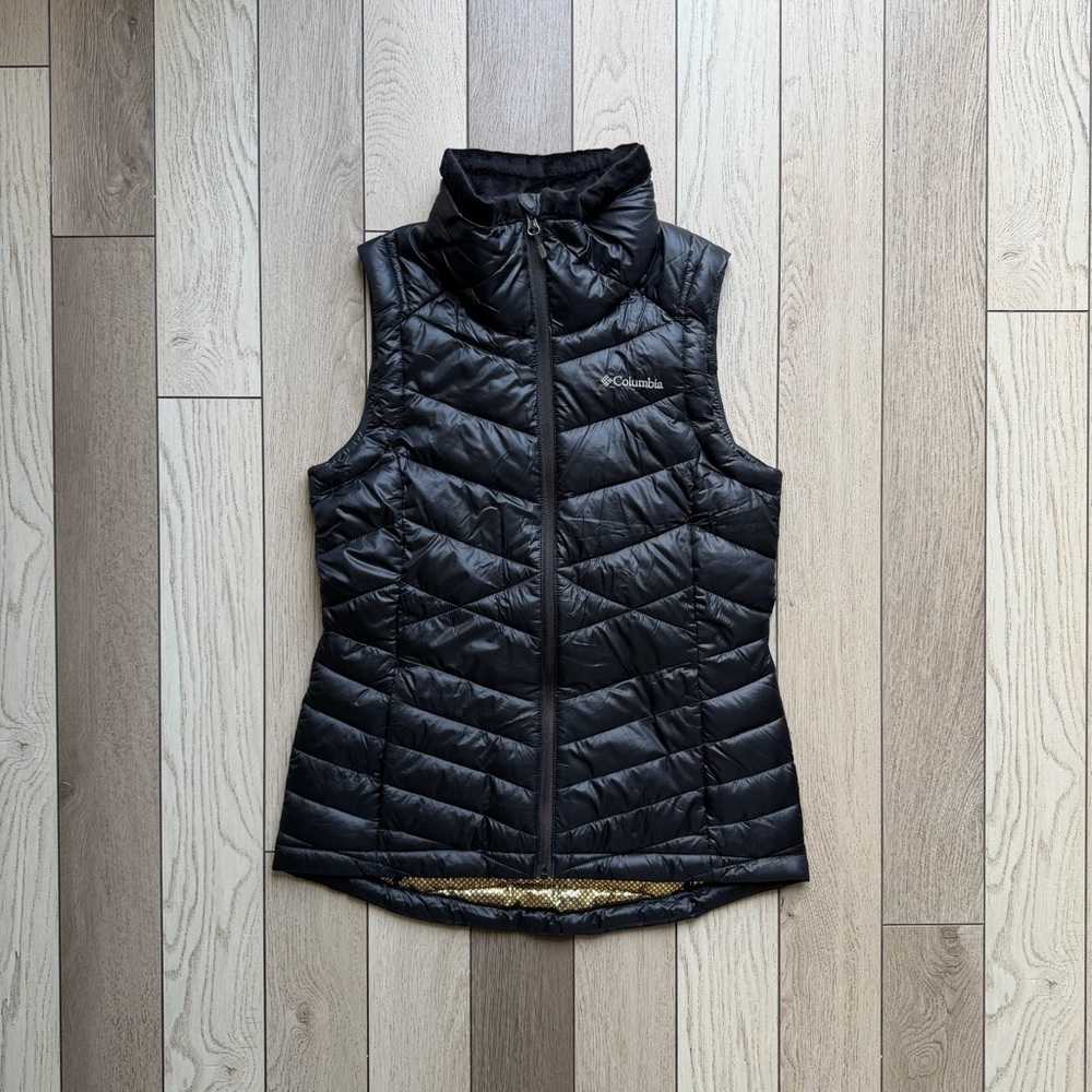 Columbia Women's Joy Peak Omni Heat Vest Size M